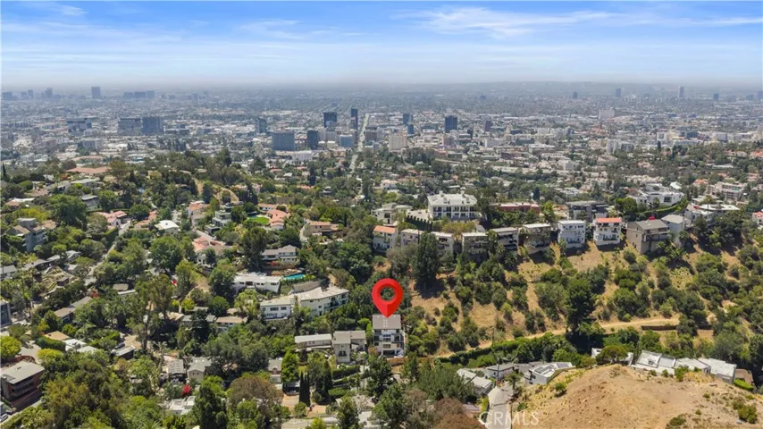 6358 La Rocha, Los Angeles, California 90068