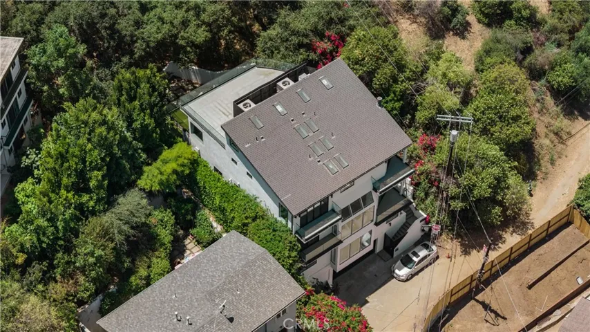 6358 La Rocha, Los Angeles, California 90068