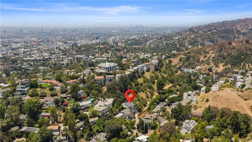 6358 La Rocha, Los Angeles, California 90068