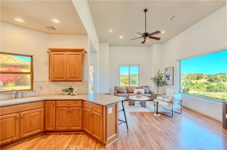37565 Calle De Companero, Murrieta, California 92562