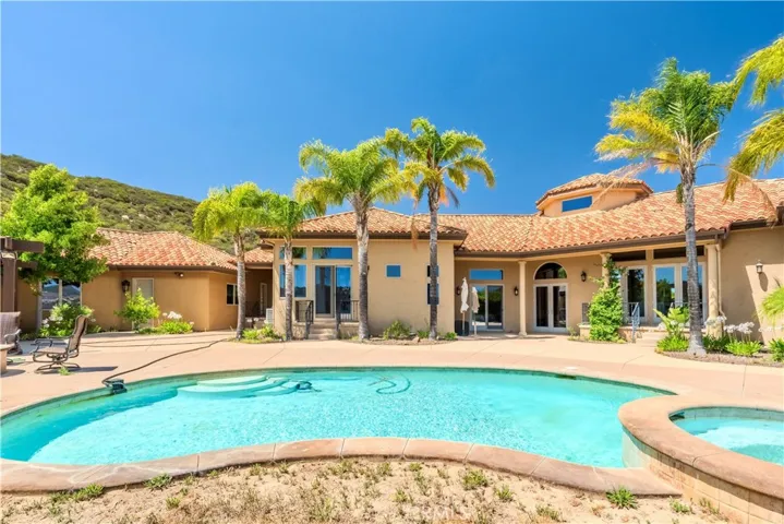 37565 Calle De Companero, Murrieta, California 92562