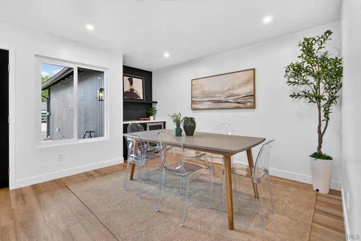 1726 28 Red Barn Road, Encinitas, California 92024