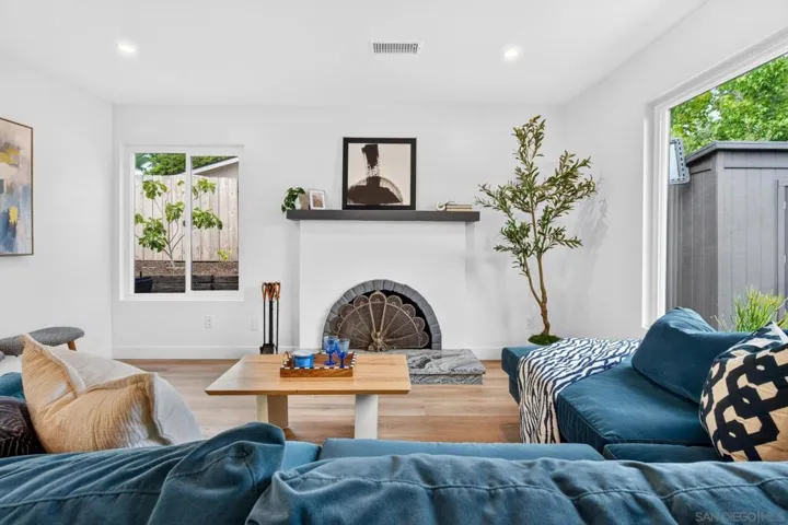1726 28 Red Barn Road, Encinitas, California 92024