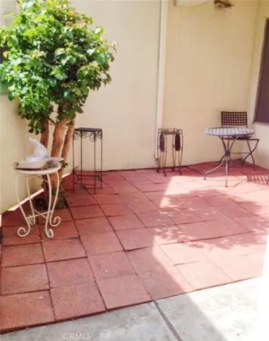 18526 Mayall I, Northridge, California 91324