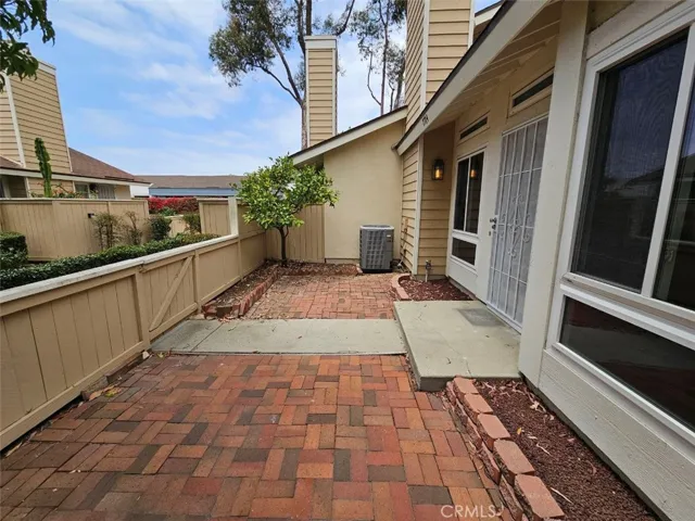 7704 Marbrook Way, Stanton, California 90680