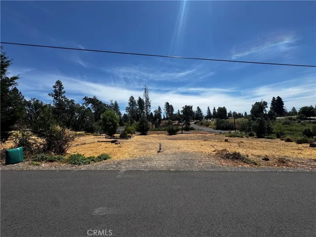 992 Maple Park, Paradise, California 95969