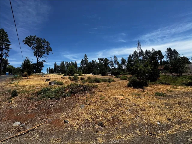 992 Maple Park, Paradise, California 95969