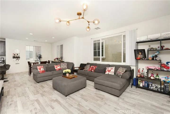 2878 Foxtail, Pomona, California 91767