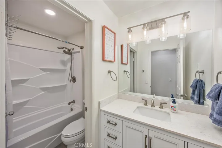 Hall bathroom upstairs