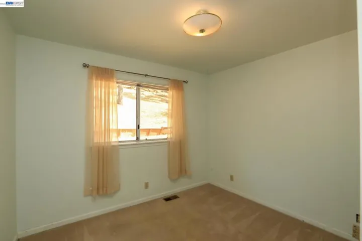 13312 Thistle Loop, Penn Valley, California 95946-9146