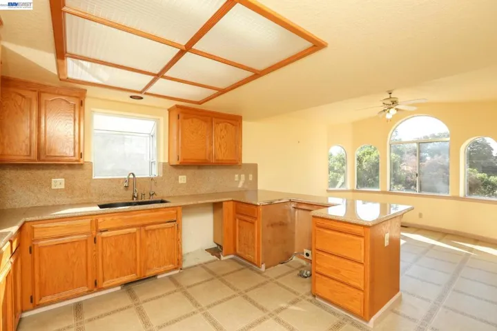 13312 Thistle Loop, Penn Valley, California 95946-9146