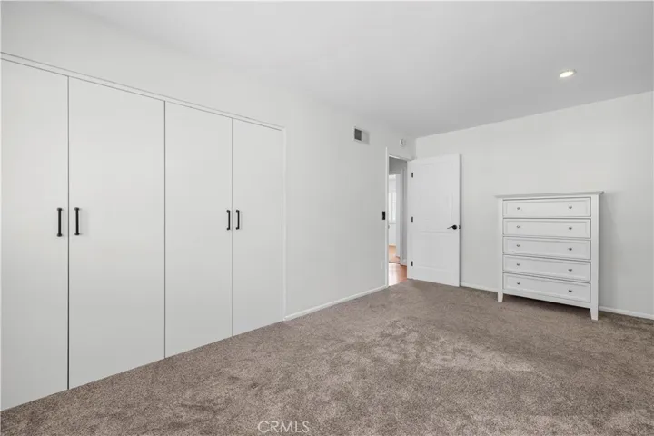 5943 Salamea Avenue, Woodland Hills, California 91367