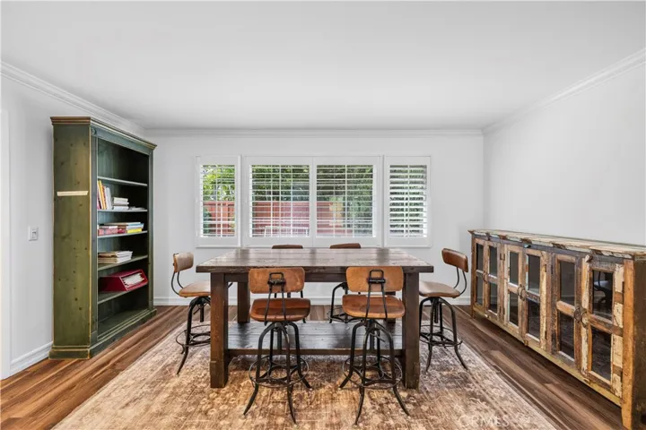 5943 Salamea Avenue, Woodland Hills, California 91367