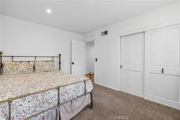 5943 Salamea Avenue, Woodland Hills, California 91367