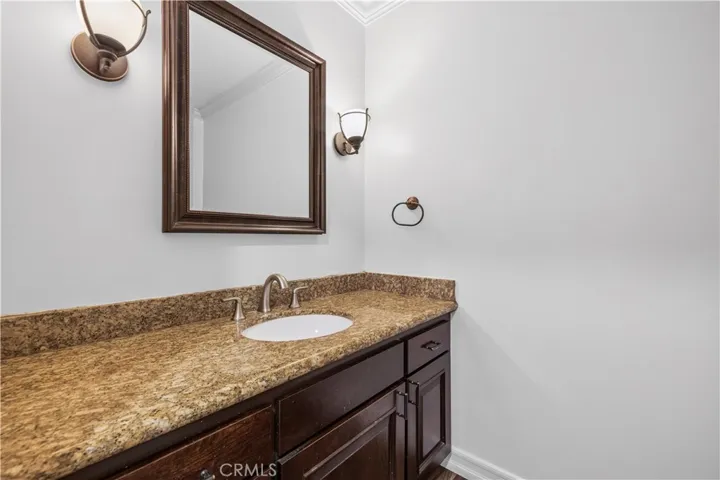 5943 Salamea Avenue, Woodland Hills, California 91367
