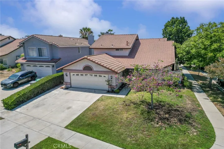 956 Hedges, Corona, California 92878