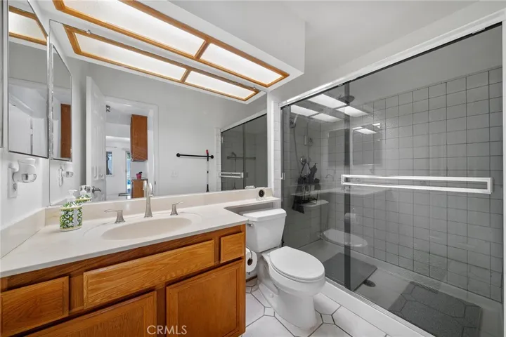 956 Hedges, Corona, California 92878