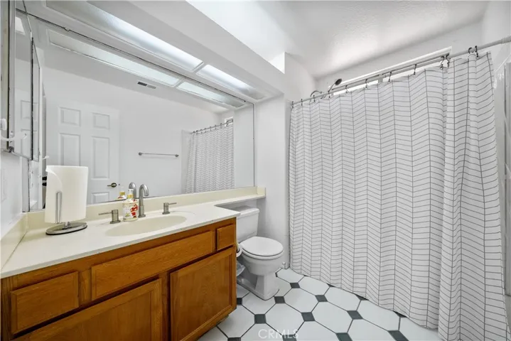 956 Hedges, Corona, California 92878