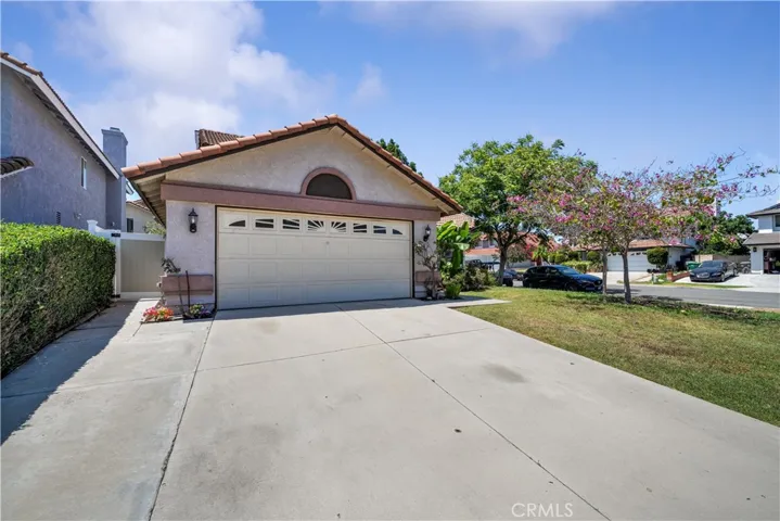 956 Hedges, Corona, California 92878