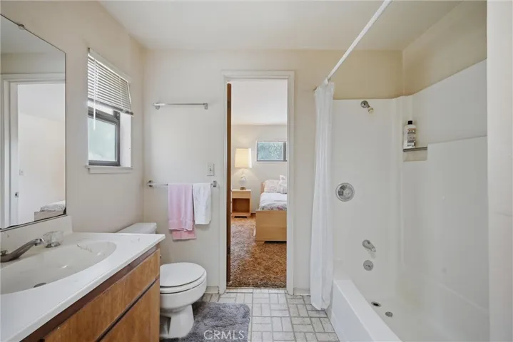 3985 Oakmont Drive, Clearlake, California 95422