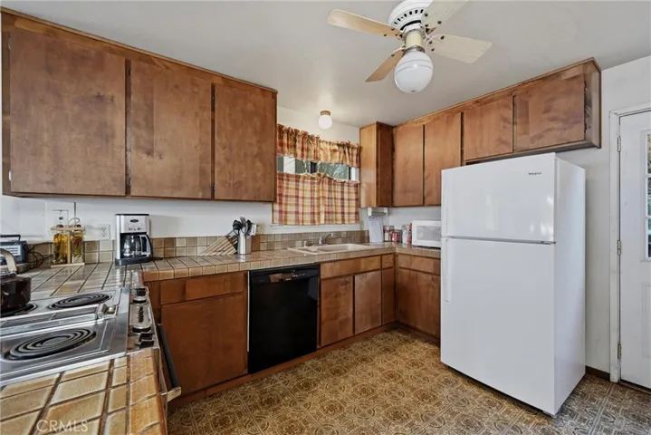 3985 Oakmont Drive, Clearlake, California 95422
