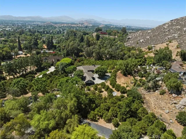 2445 Rolling Ridge Road, Riverside, California 92506