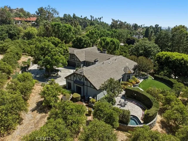 2445 Rolling Ridge Road, Riverside, California 92506