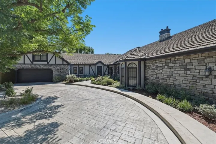 2445 Rolling Ridge Road, Riverside, California 92506