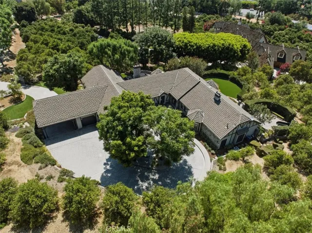 2445 Rolling Ridge Road, Riverside, California 92506