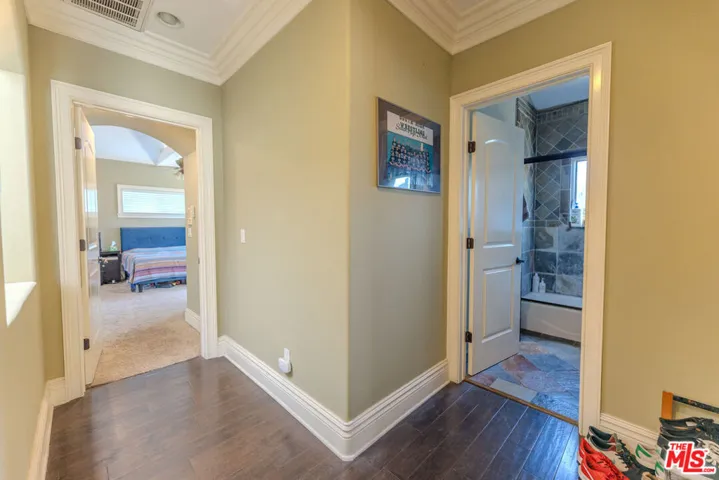 1912 Vanderbilt Lane C, Redondo Beach, California 90278
