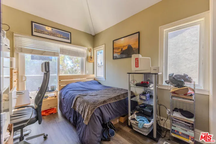1912 Vanderbilt Lane C, Redondo Beach, California 90278