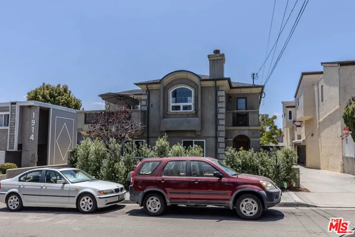 1912 Vanderbilt Lane C, Redondo Beach, California 90278