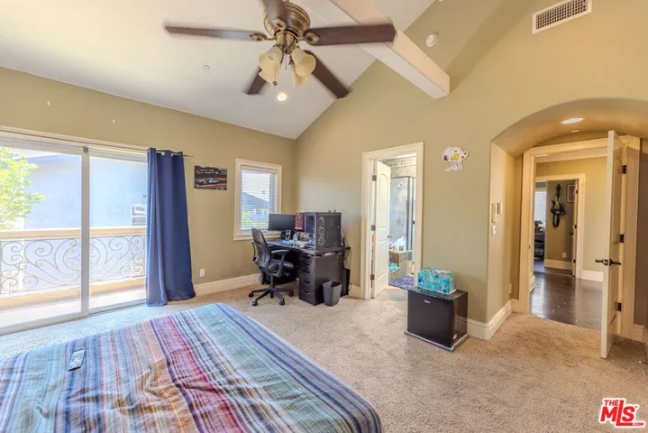 1912 Vanderbilt Lane C, Redondo Beach, California 90278