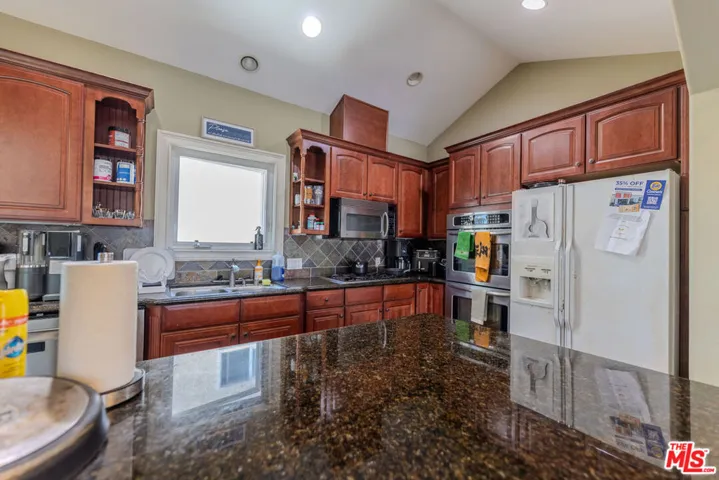 1912 Vanderbilt Lane C, Redondo Beach, California 90278