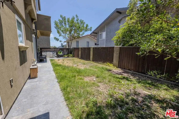 1912 Vanderbilt Lane C, Redondo Beach, California 90278