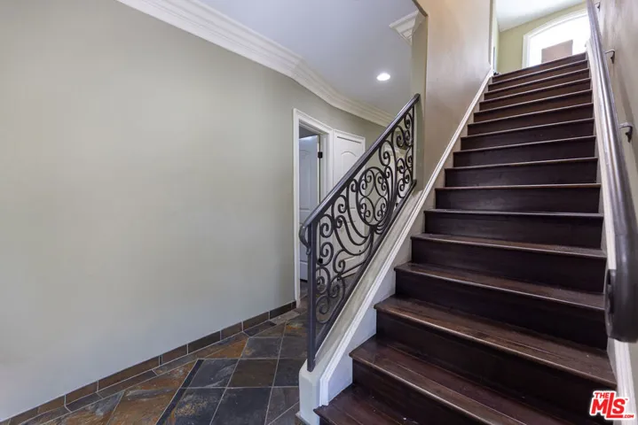 1912 Vanderbilt Lane C, Redondo Beach, California 90278