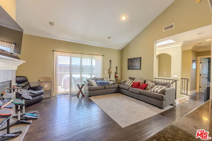 1912 Vanderbilt Lane C, Redondo Beach, California 90278