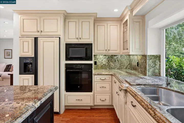 549 Buttonwood Dr, Danville, California 94506