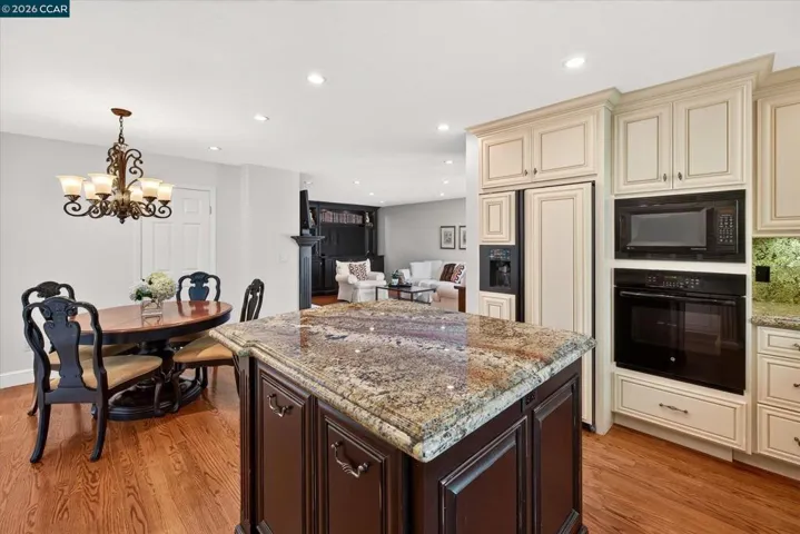 549 Buttonwood Dr, Danville, California 94506