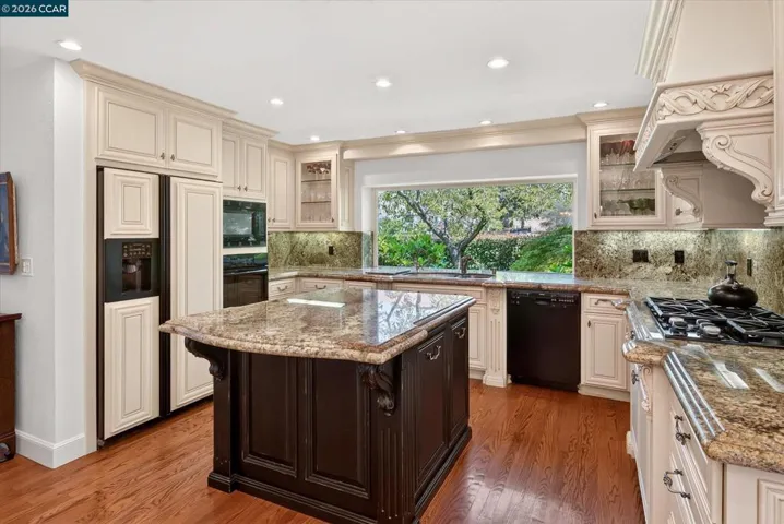 549 Buttonwood Dr, Danville, California 94506