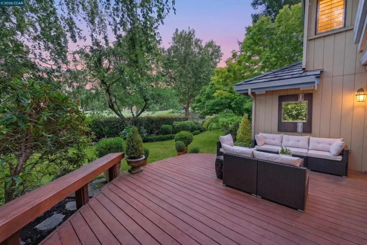 549 Buttonwood Dr, Danville, California 94506