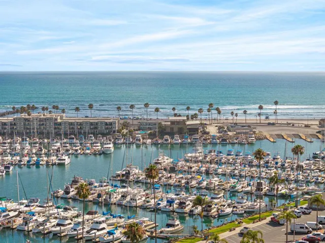 1200 Harbor Drive N 4b, Oceanside, California 92054