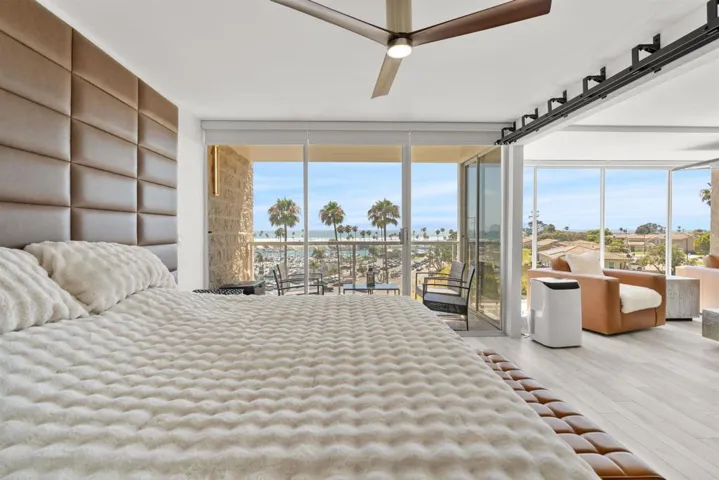 1200 Harbor Drive N 4b, Oceanside, California 92054