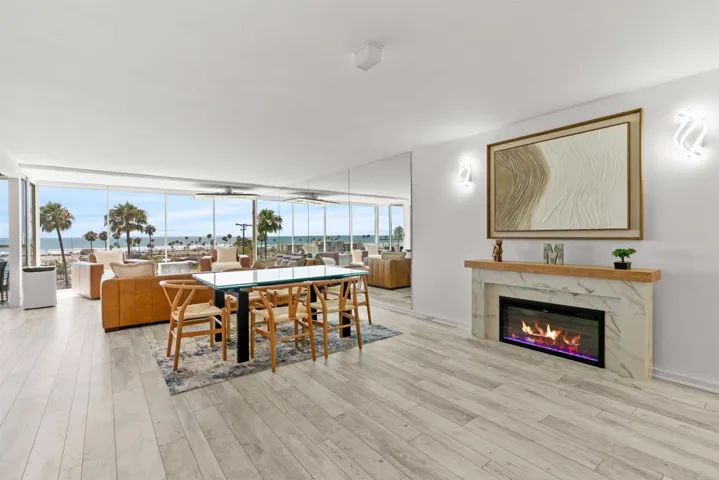 1200 Harbor Drive N 4b, Oceanside, California 92054