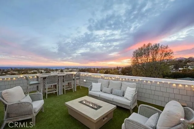 14800 Mc Kendree Ave, Pacific Palisades, California 90272