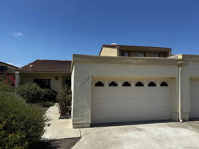 13436 The Square, Poway, California 92064
