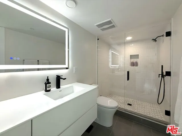 6208 Tapia Drive A, Malibu, California 90265