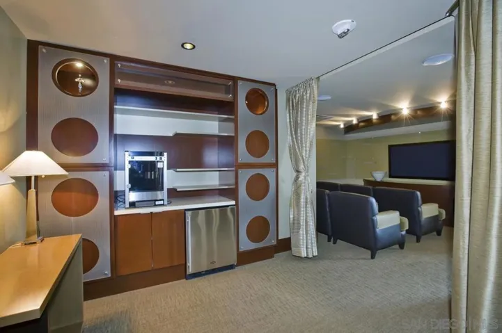 1325 Pacfiic Hwy. 2503, San Diego, California 92101