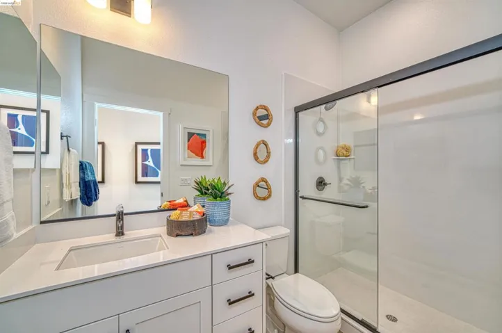 28929 Parkridge Loop 80, Hayward, California 94544