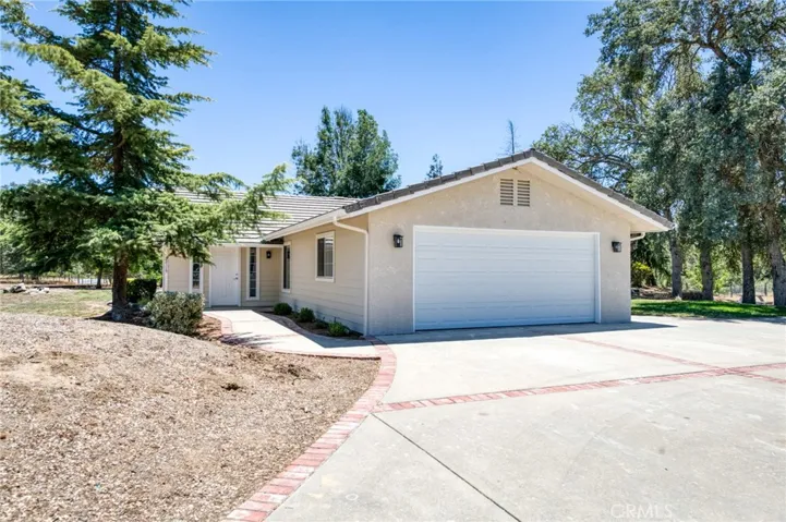 32115 Turkey Track, Auberry, California 93602